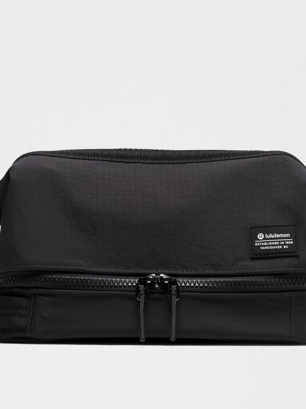 Lululemon Dual-Compartment Toiletry Bag - black New
